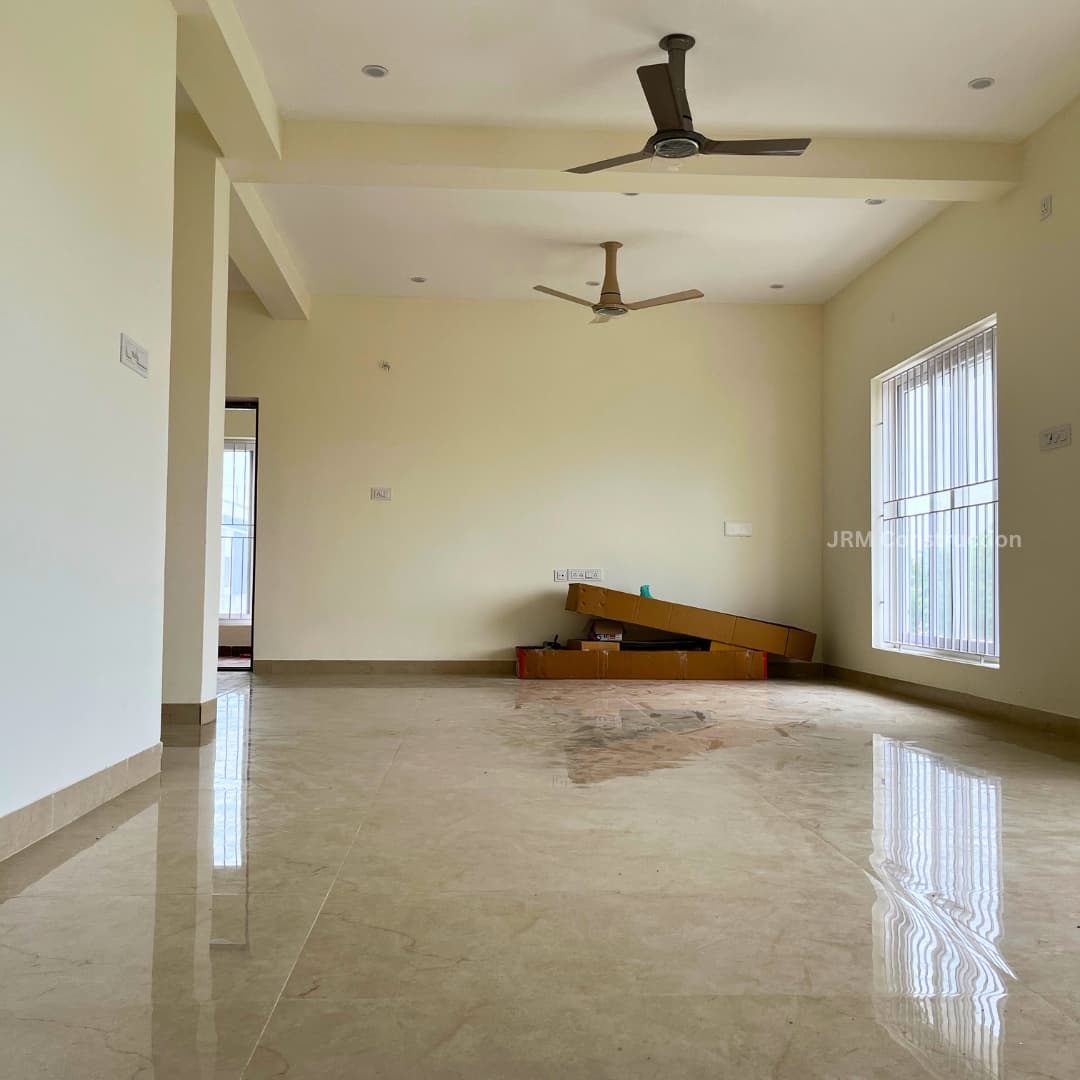 Living Hall Finish
