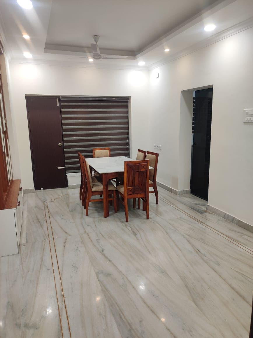 Wide view of dining room.jpeg